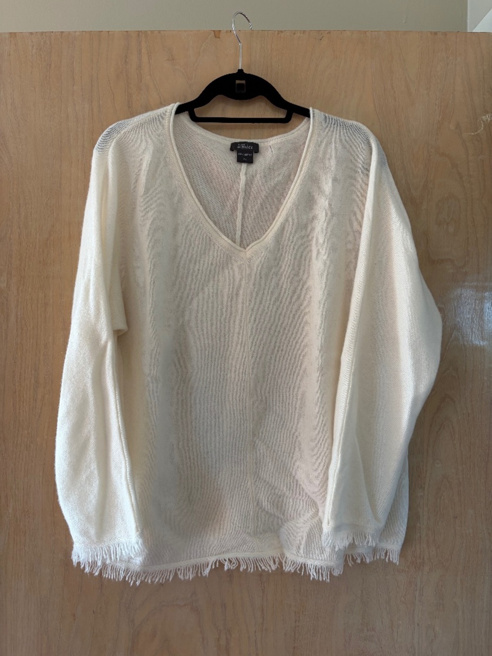 Cashmere v-neck sweater
